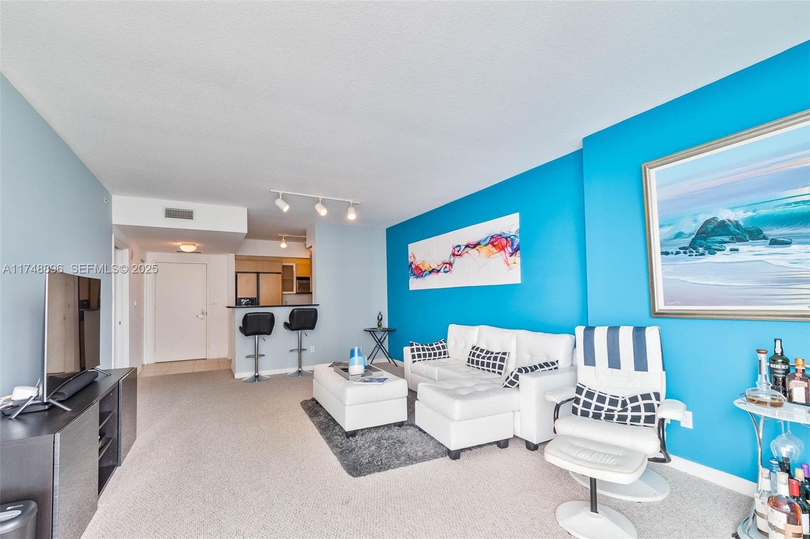 335 S Biscayne Blvd 2402 photo 10