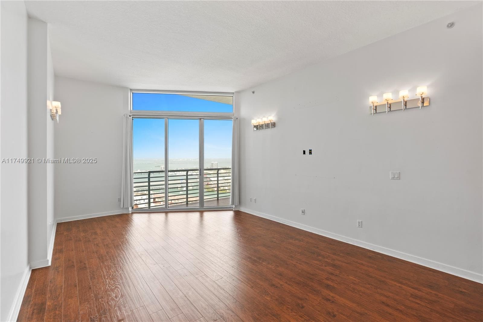 335 S Biscayne Blvd UPH02 photo 8