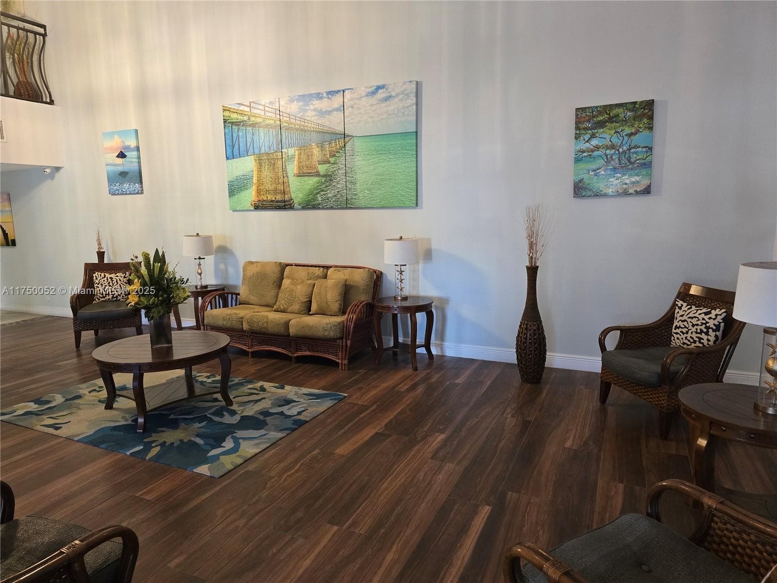 1505 N Riverside Dr 604 photo 11