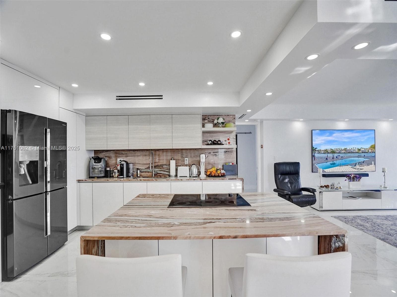 1600 Ocean Dr 14K photo 10