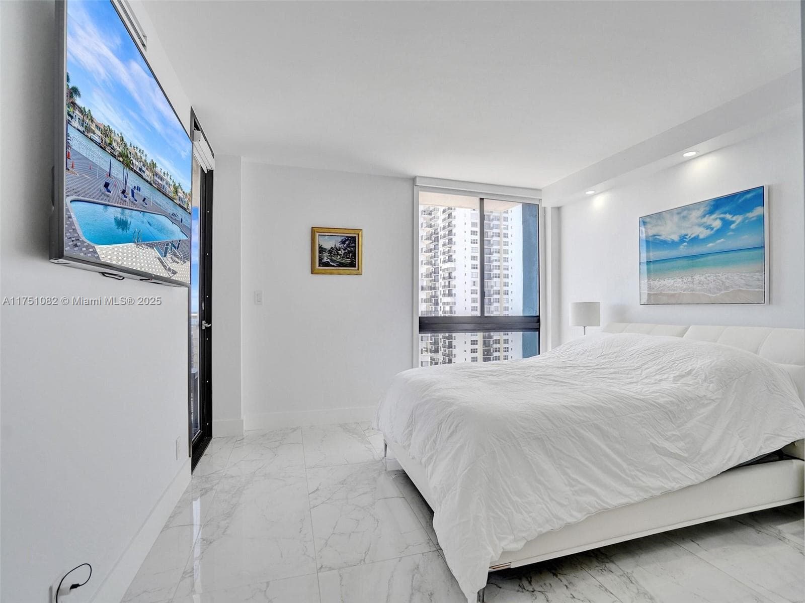1600 Ocean Dr 14K photo 15