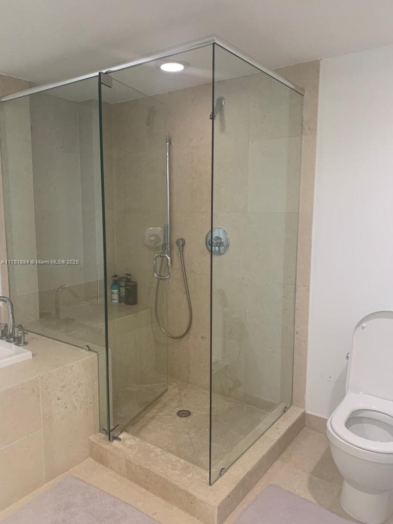465 Brickell Ave 2405 photo 14