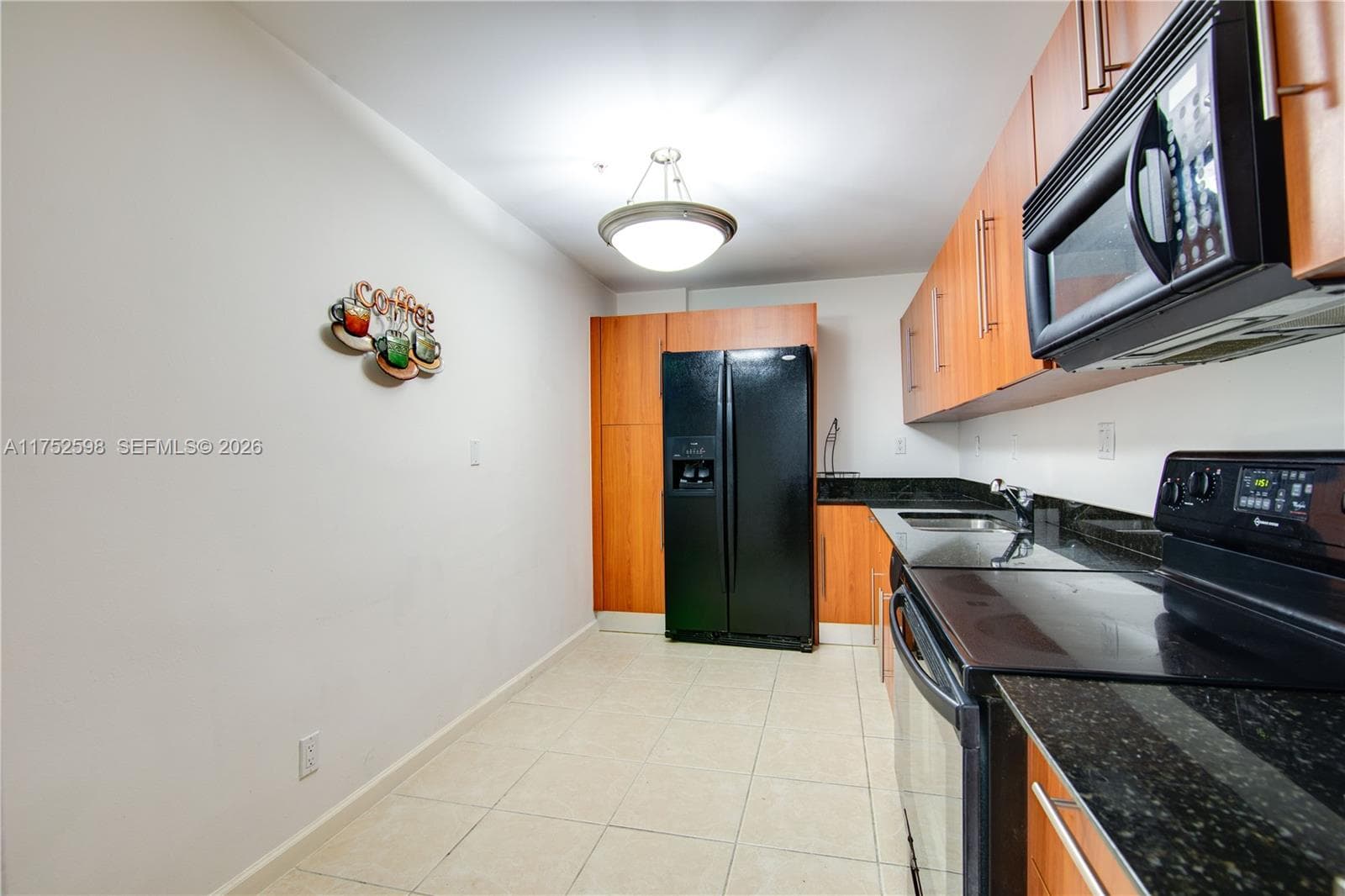3001 Ocean Dr 645 photo 13