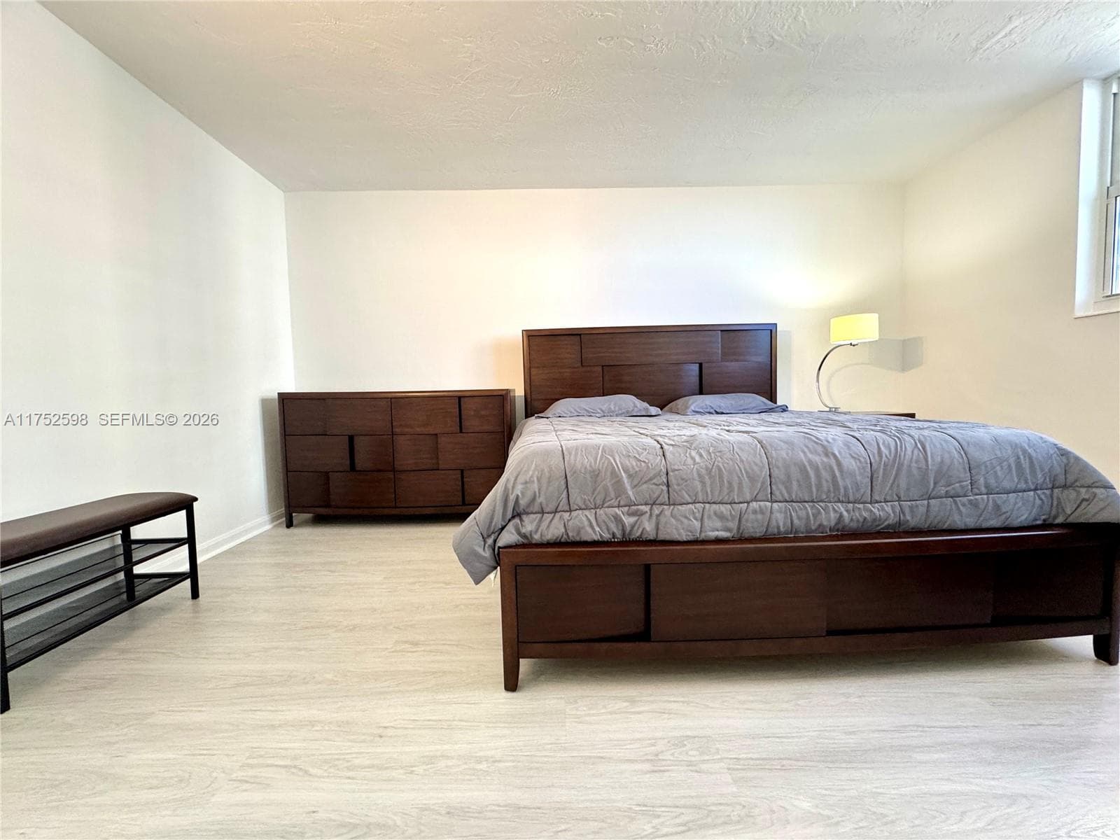 3001 Ocean Dr 645 photo 7