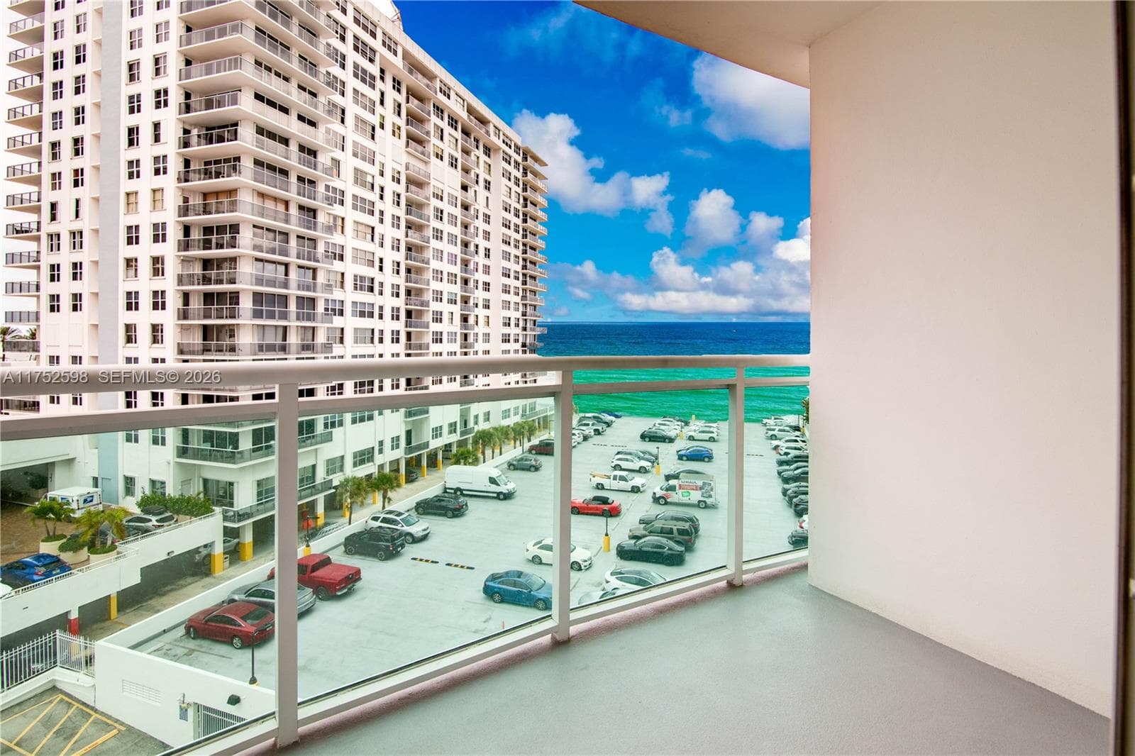 3001 Ocean Dr 645 photo 9