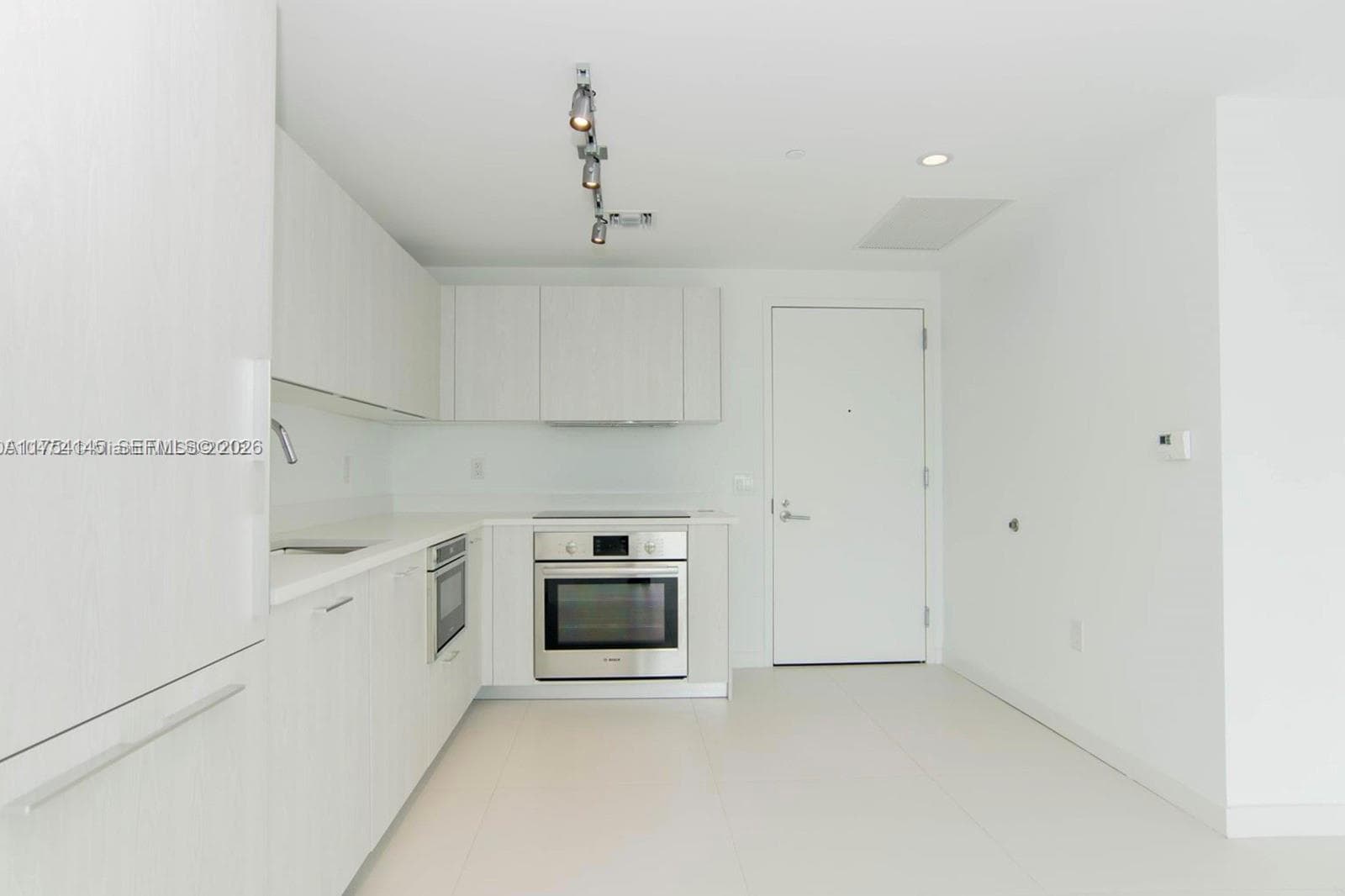 501 NE 31st St 2009 photo 4