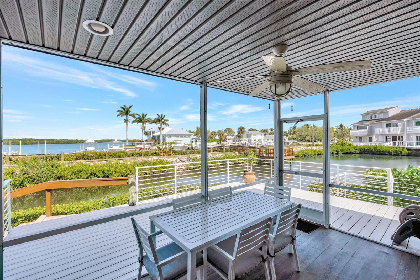 2440 Harbour Cove Drive 3
