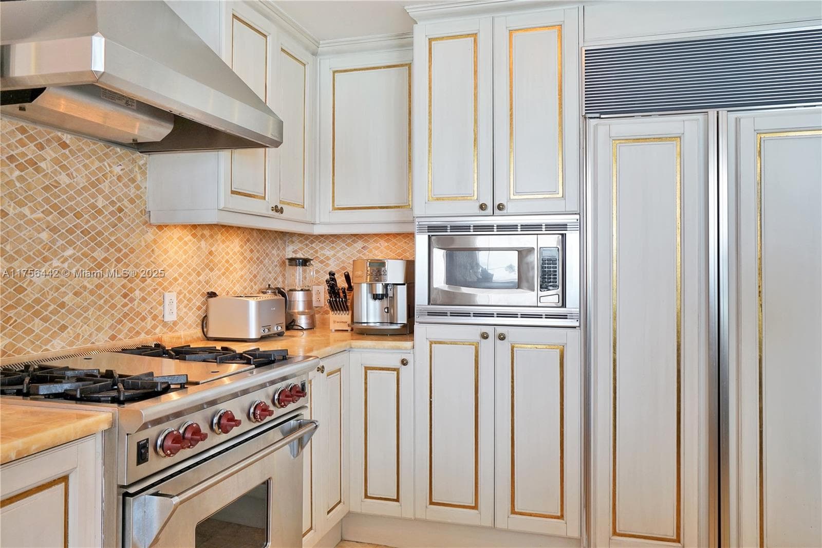 17875 Collins Ave 3605 photo 10