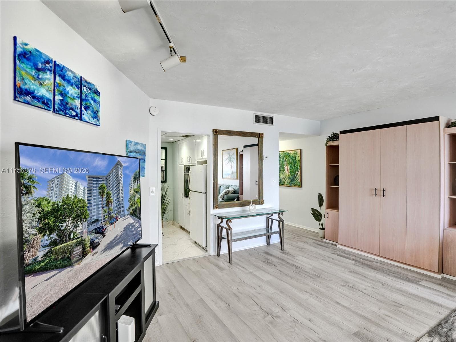 3700 Galt Ocean Dr 402 photo 8