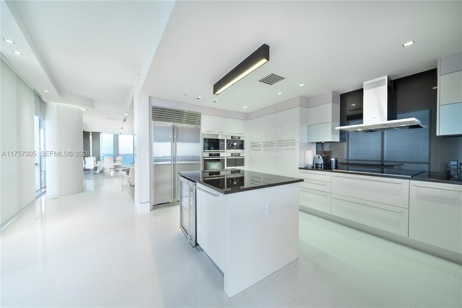 17121 Collins Ave 4208 photo 8