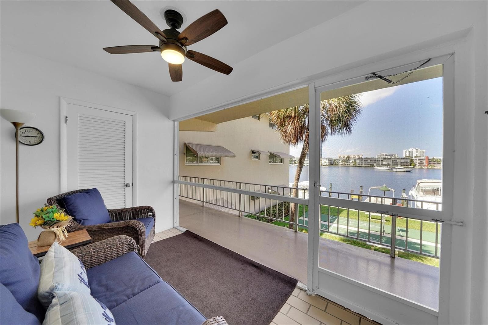 300 Golden Isles Drive #206 1