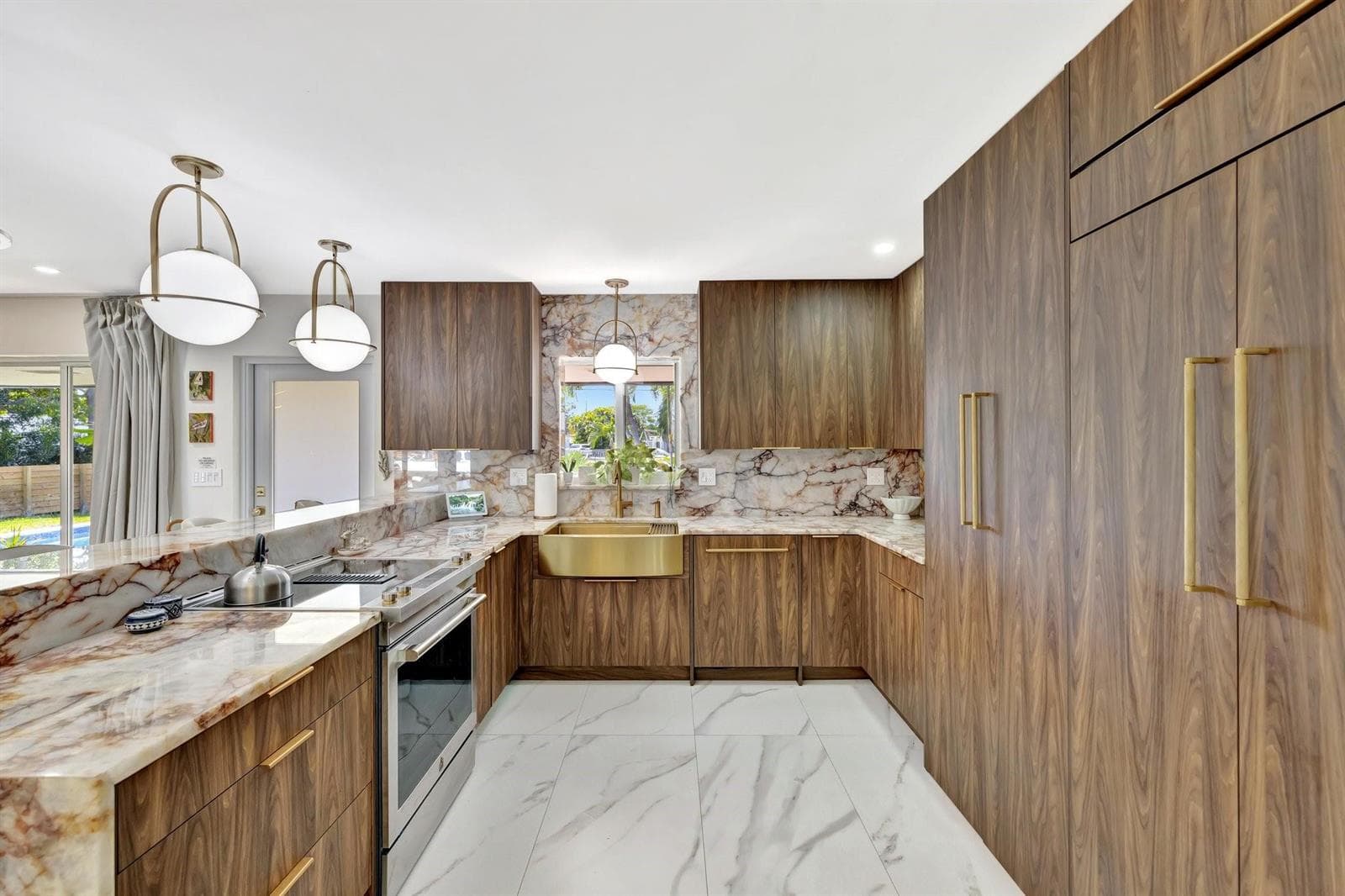 1981 Coral Gardens Drive 5