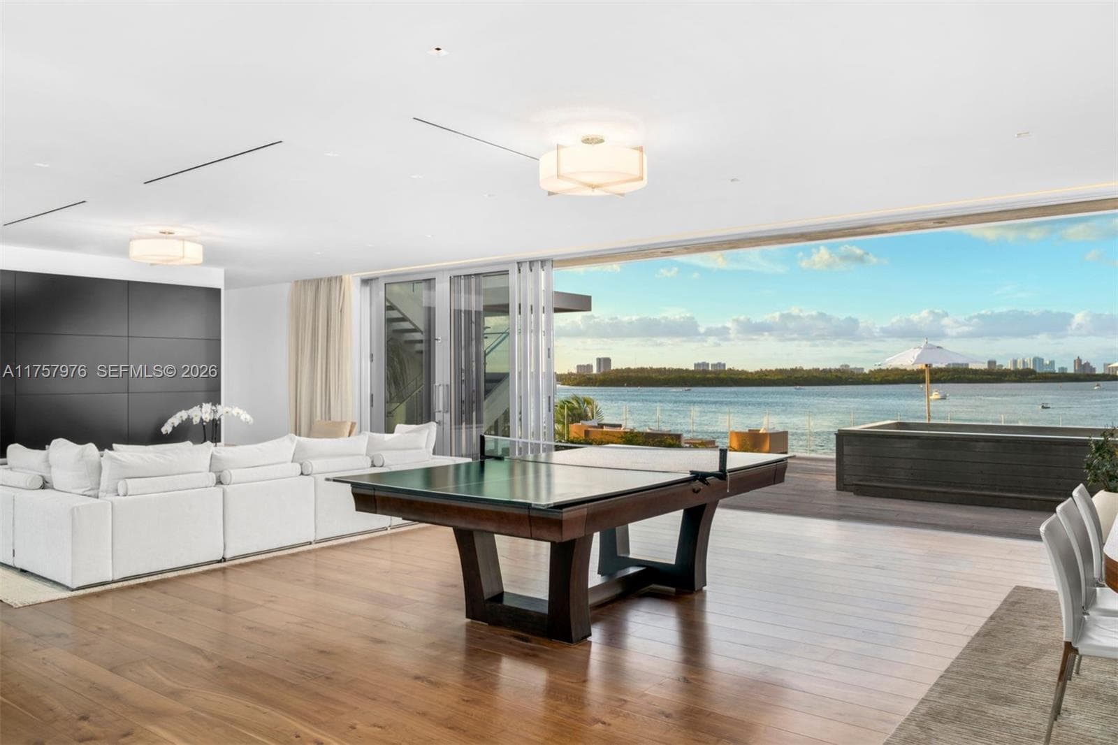 284 Bal Bay Dr photo 9