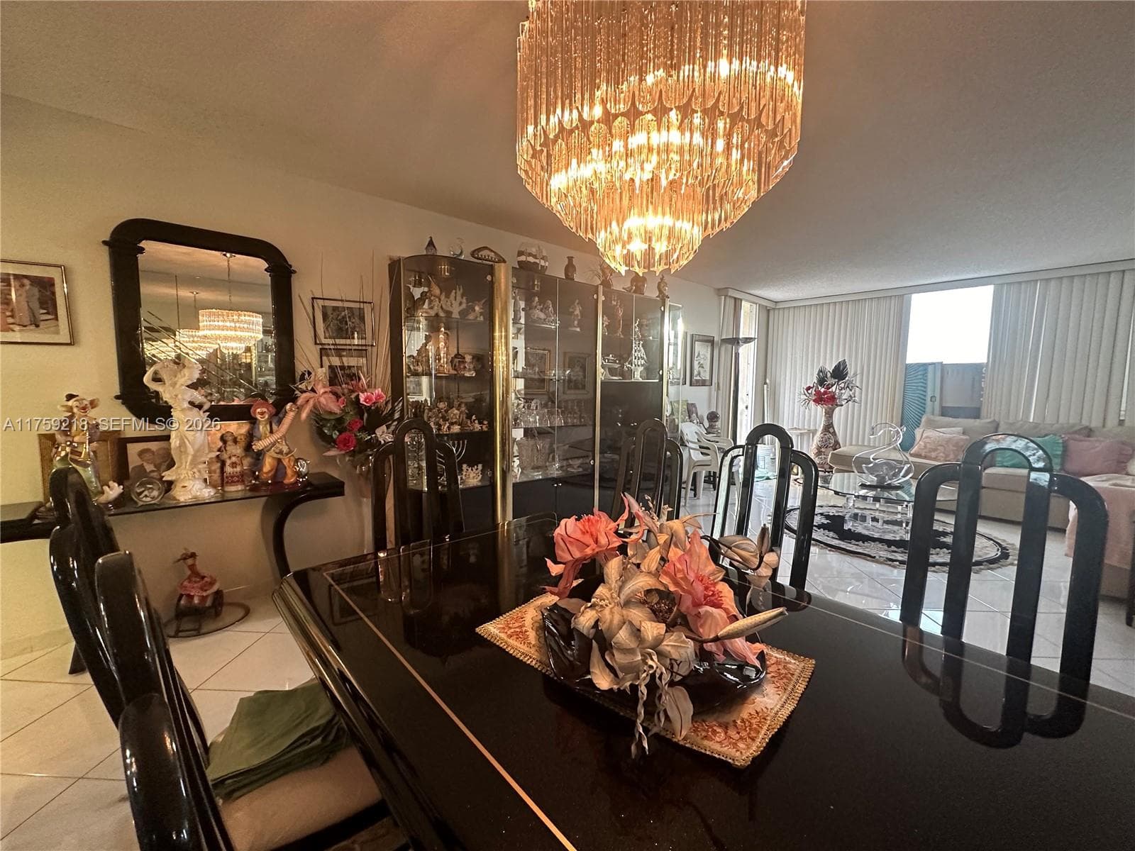3180 S Ocean Dr 522 photo 1