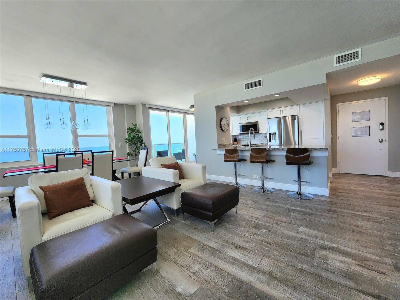 3505 S Ocean Dr 612 photo 13