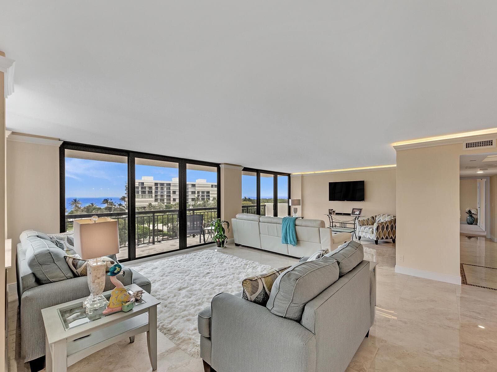 2003 N Ocean Boulevard #602 5