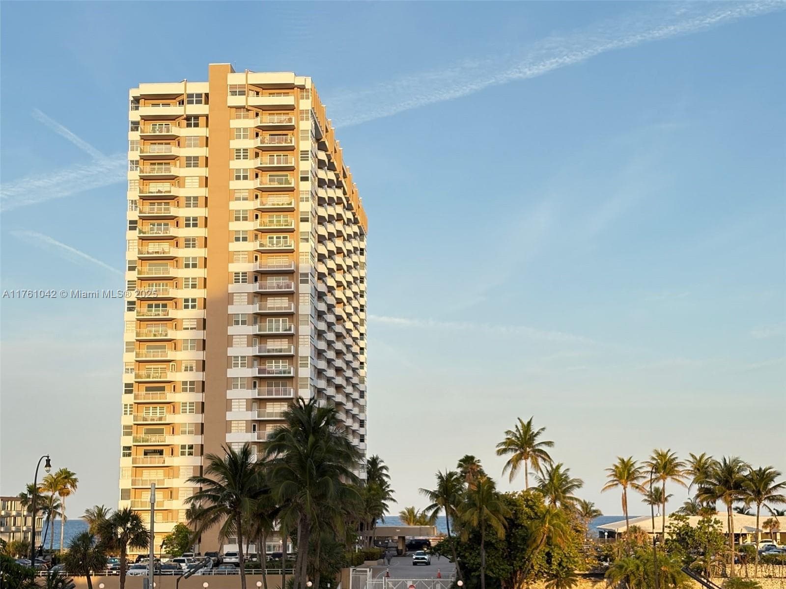 1965 S Ocean Dr 2F photo 11