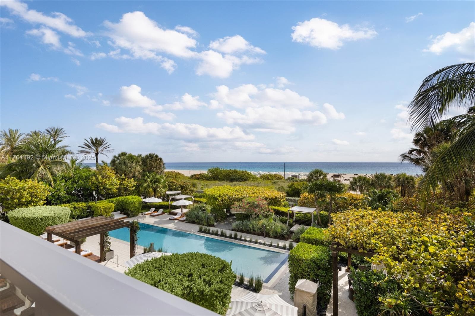 125 Ocean Dr 3