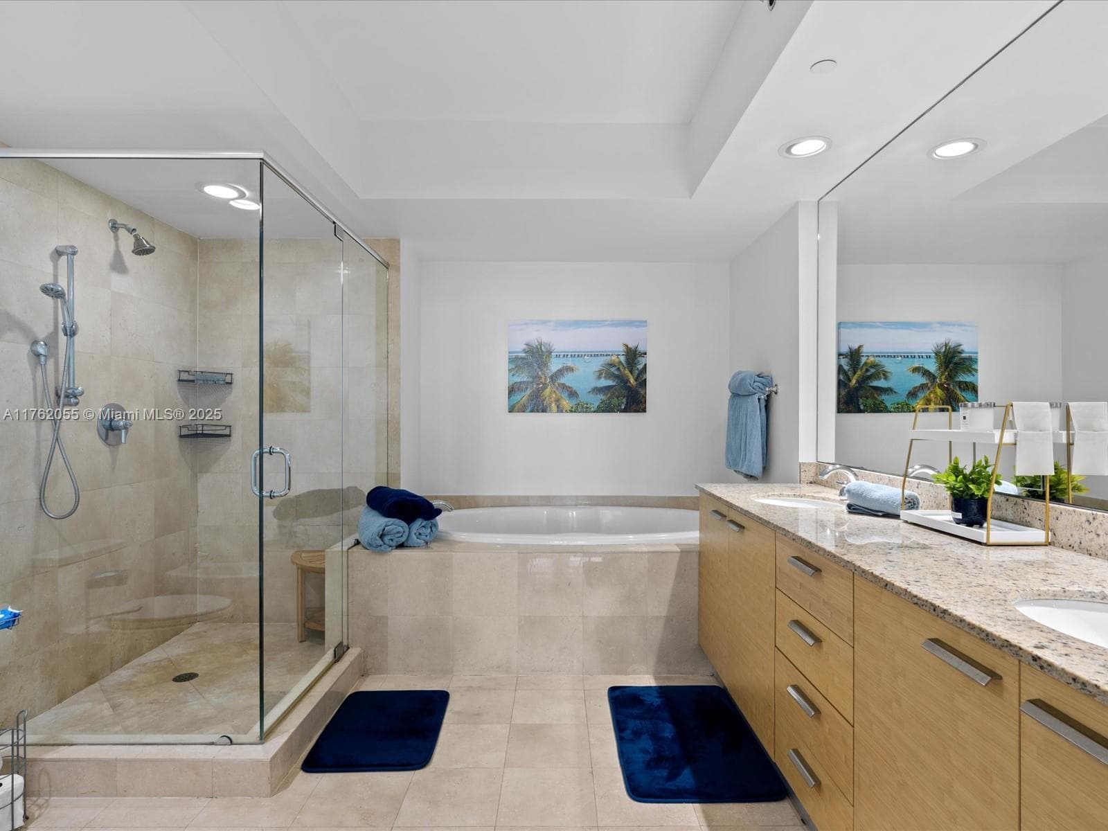 1830 Ocean Dr 4508 photo 24
