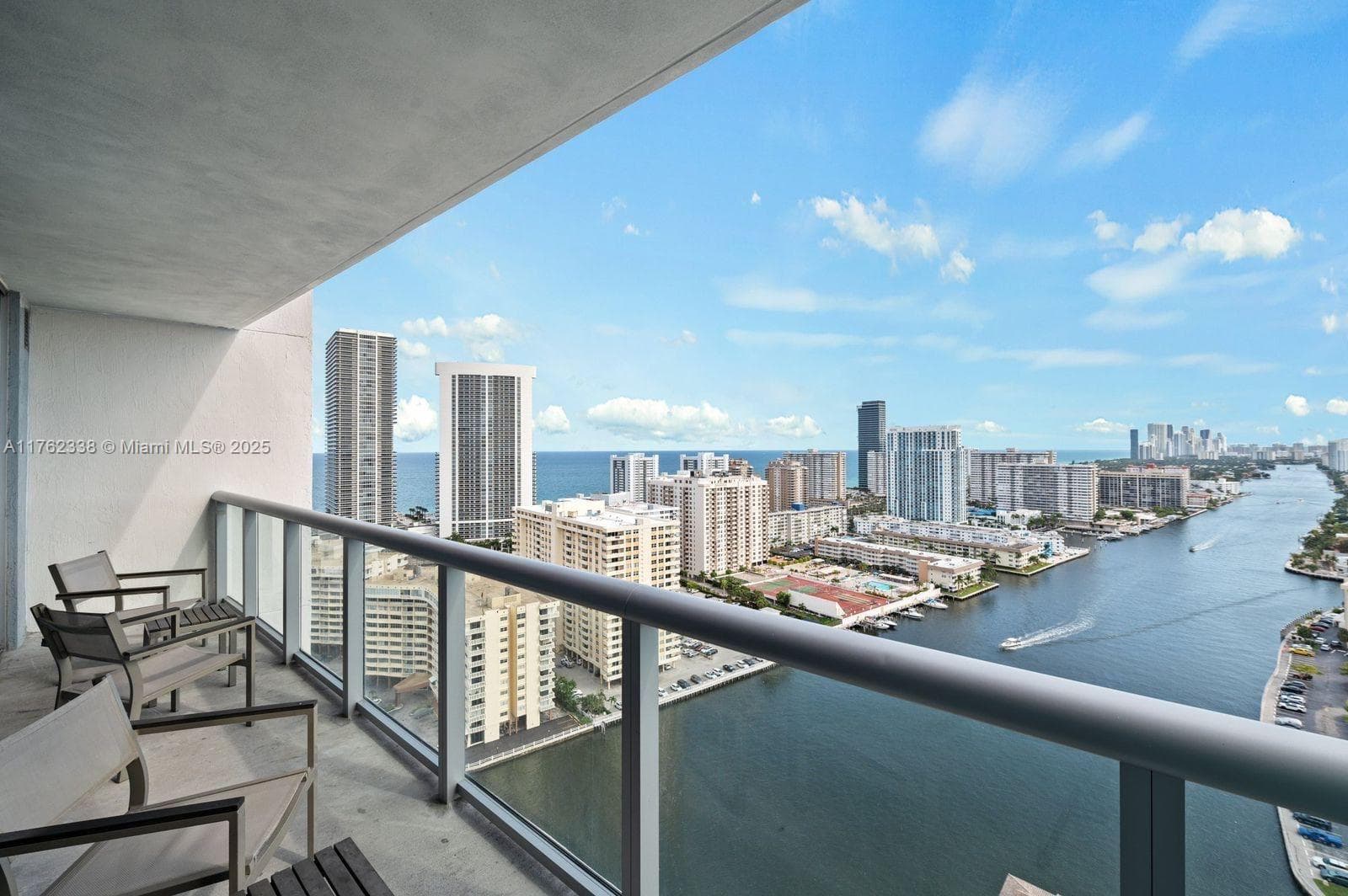 2602 Hallandale Beach Blvd R2703 photo 25
