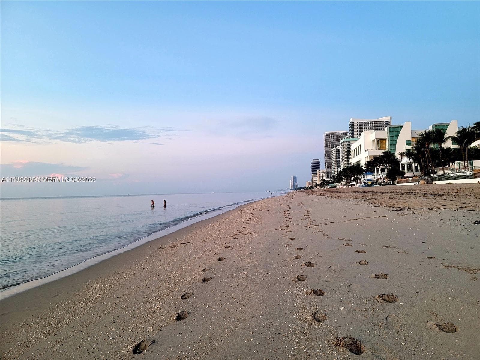 3505 S Ocean Dr 819 photo 23