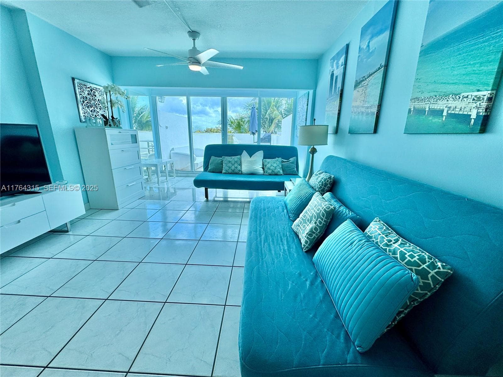 5445 Collins Ave TH-11 photo 15