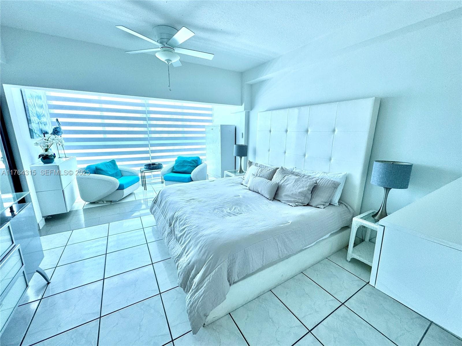 5445 Collins Ave TH-11 photo 4