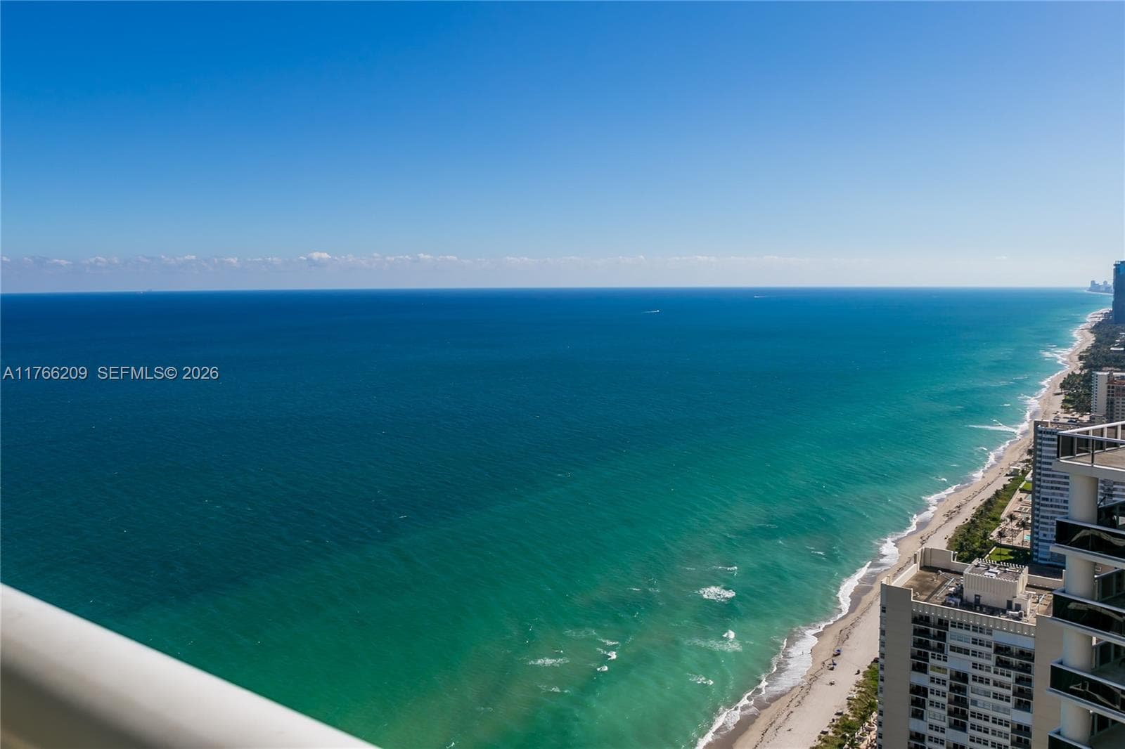 1830 S OCEAN DR 4705 photo 1