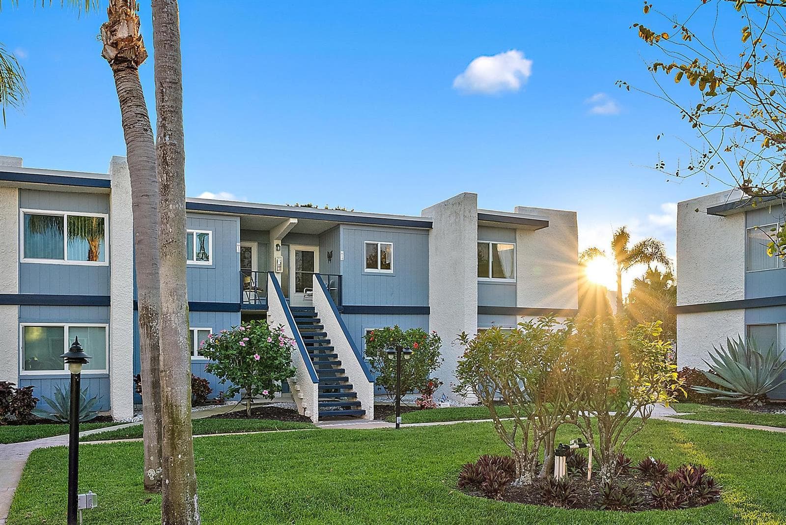 1561 NE 12th Terrace #C-14 4