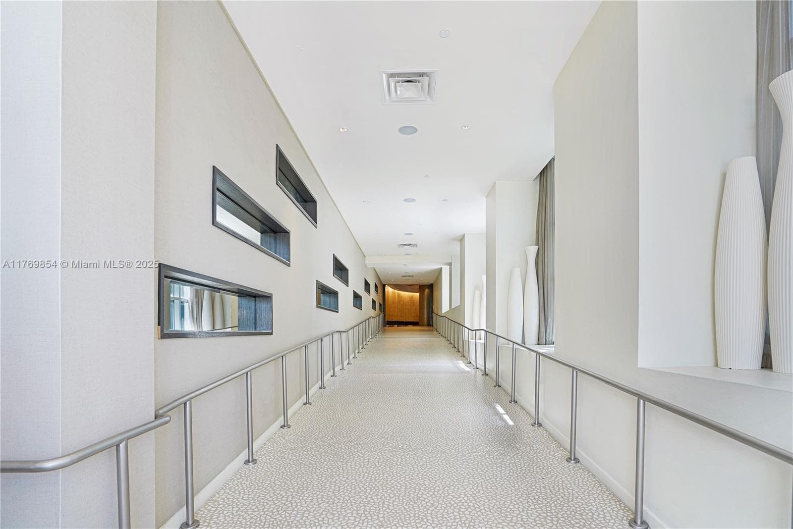 4401 Collins Ave 1017 photo 24