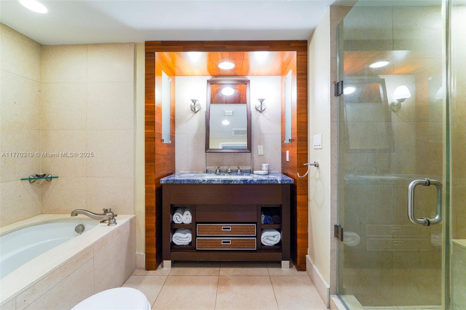 6801 Collins Ave 1214(door1203) photo 13