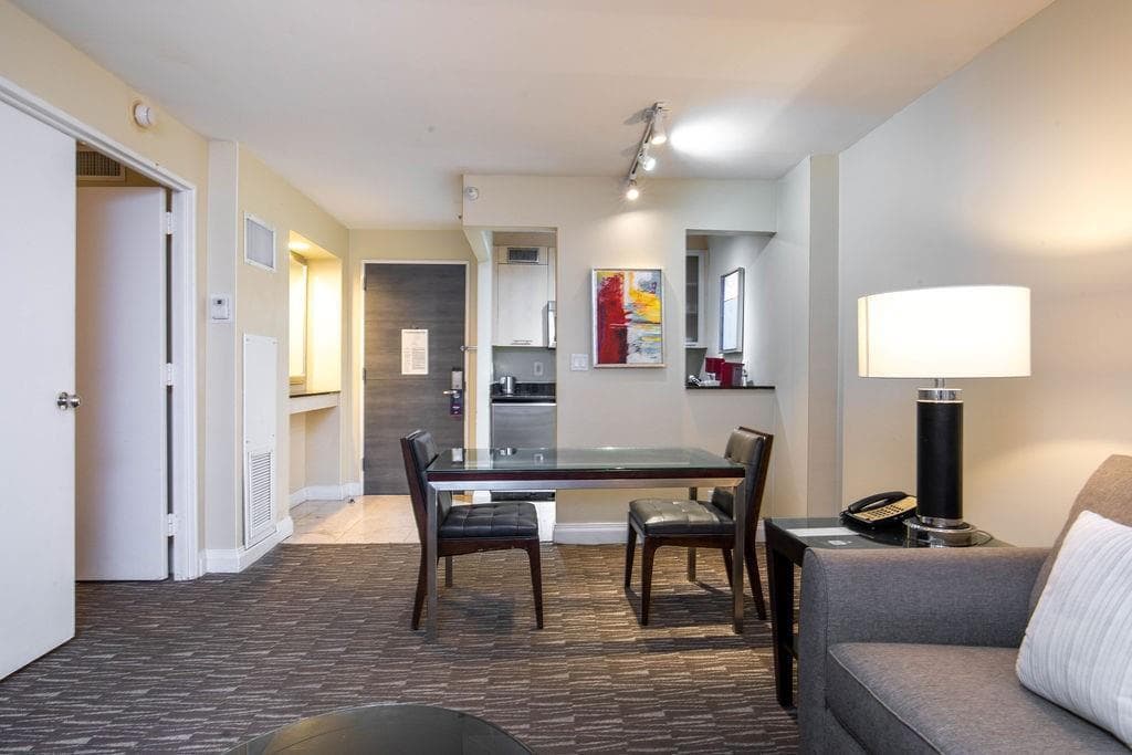 2670 E Sunrise Boulevard #903 2