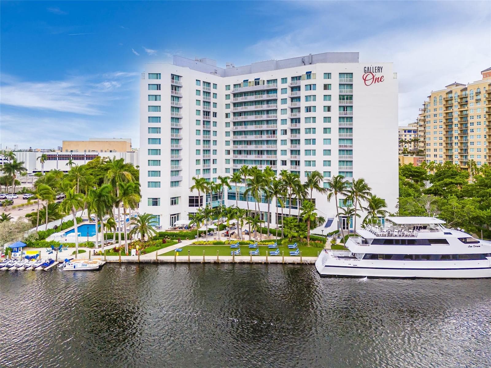 2670 E Sunrise Boulevard #903 1