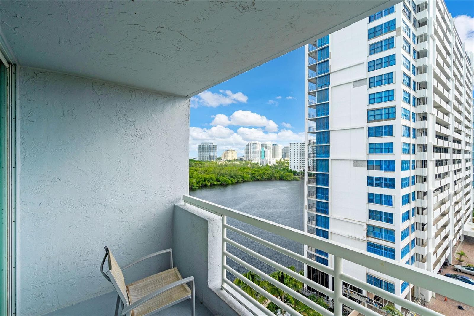 2670 E Sunrise Boulevard #903 4