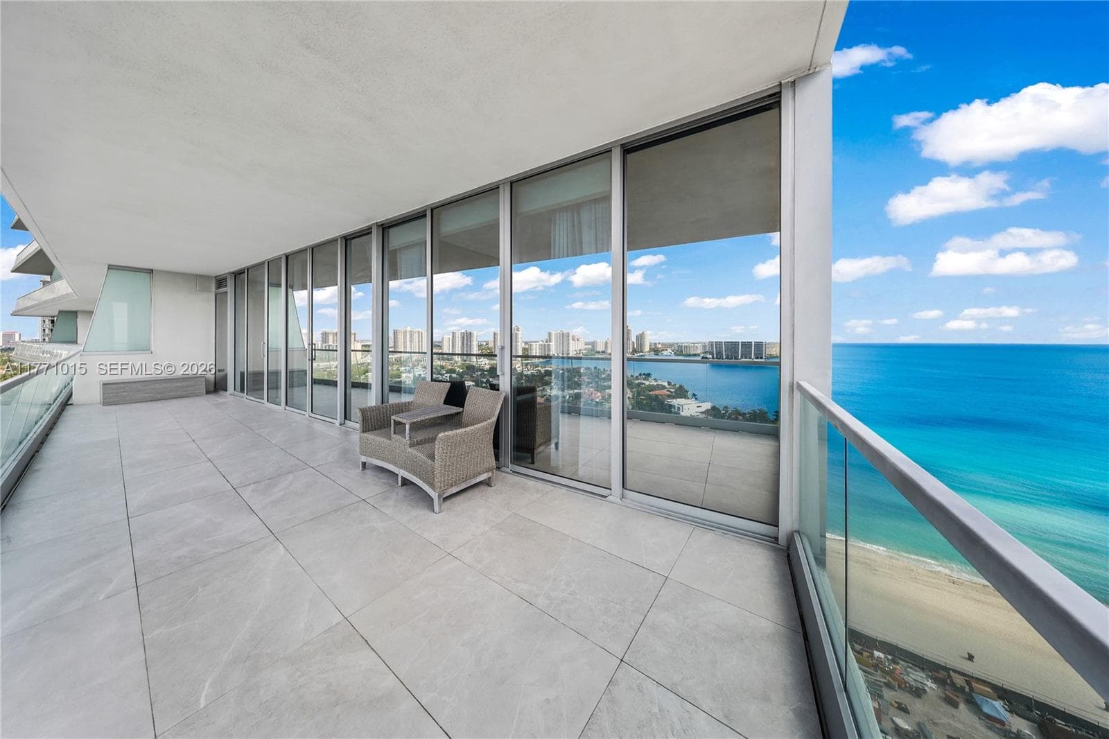 18501 Collins Ave 1804 Ready photo 16