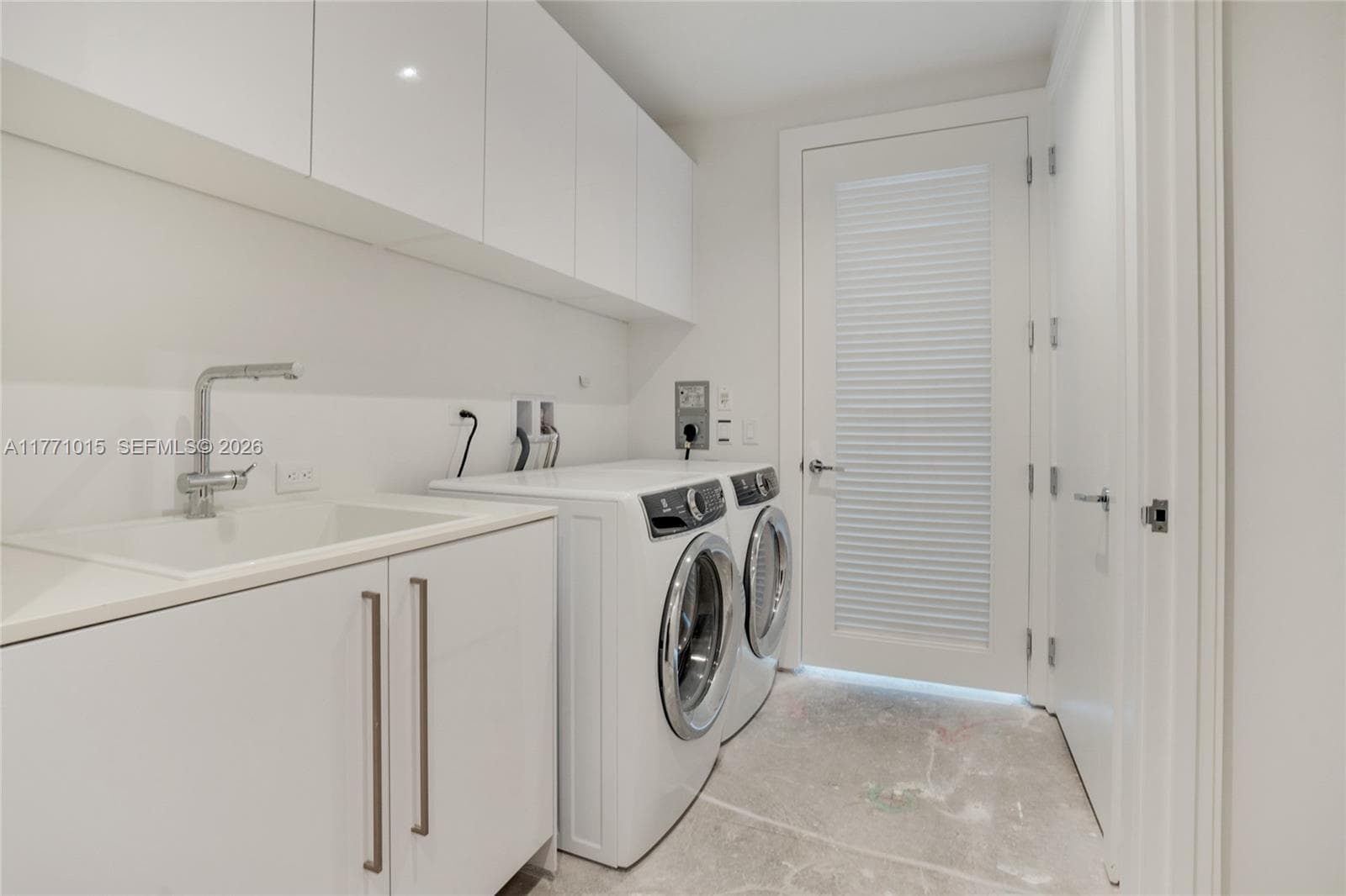 18501 Collins Ave 1804 Ready photo 20