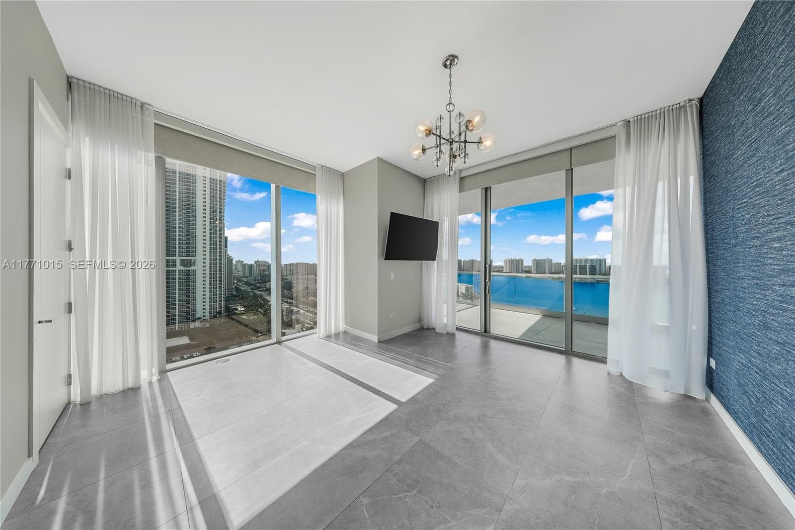 18501 Collins Ave 1804 Ready photo 14