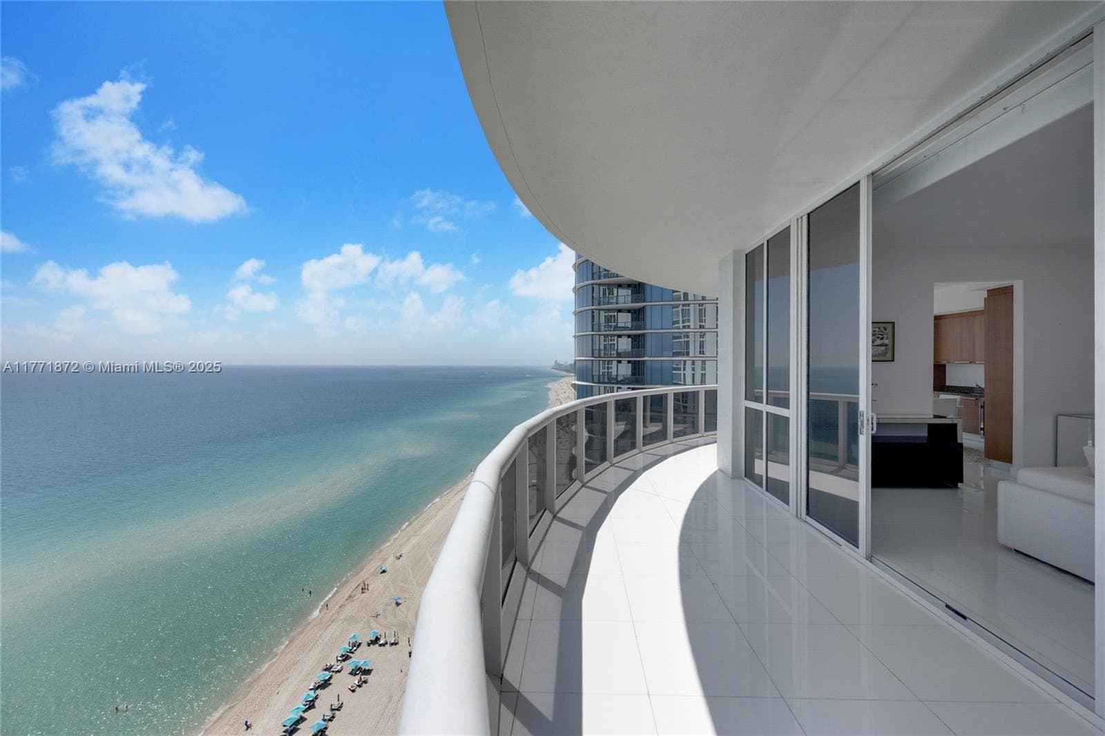 15811 Collins Ave 2