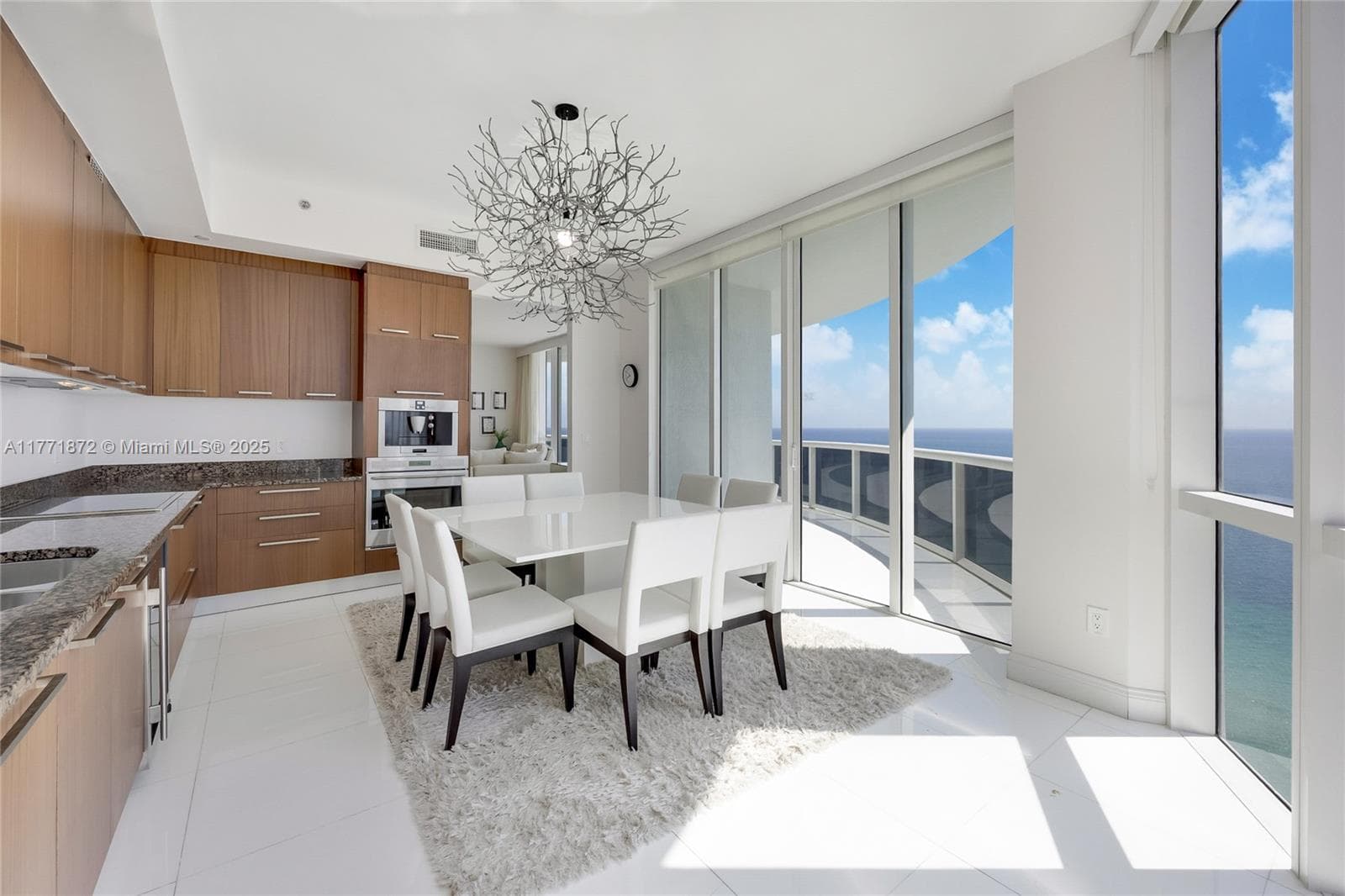 15811 Collins Ave 2101 photo 6