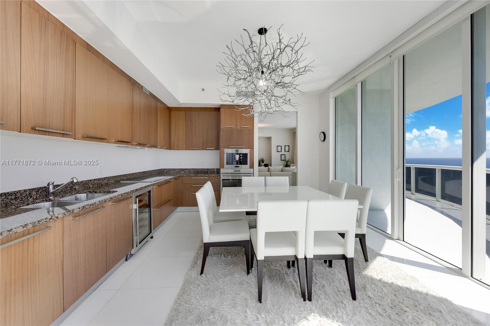 15811 Collins Ave 2101 photo 19
