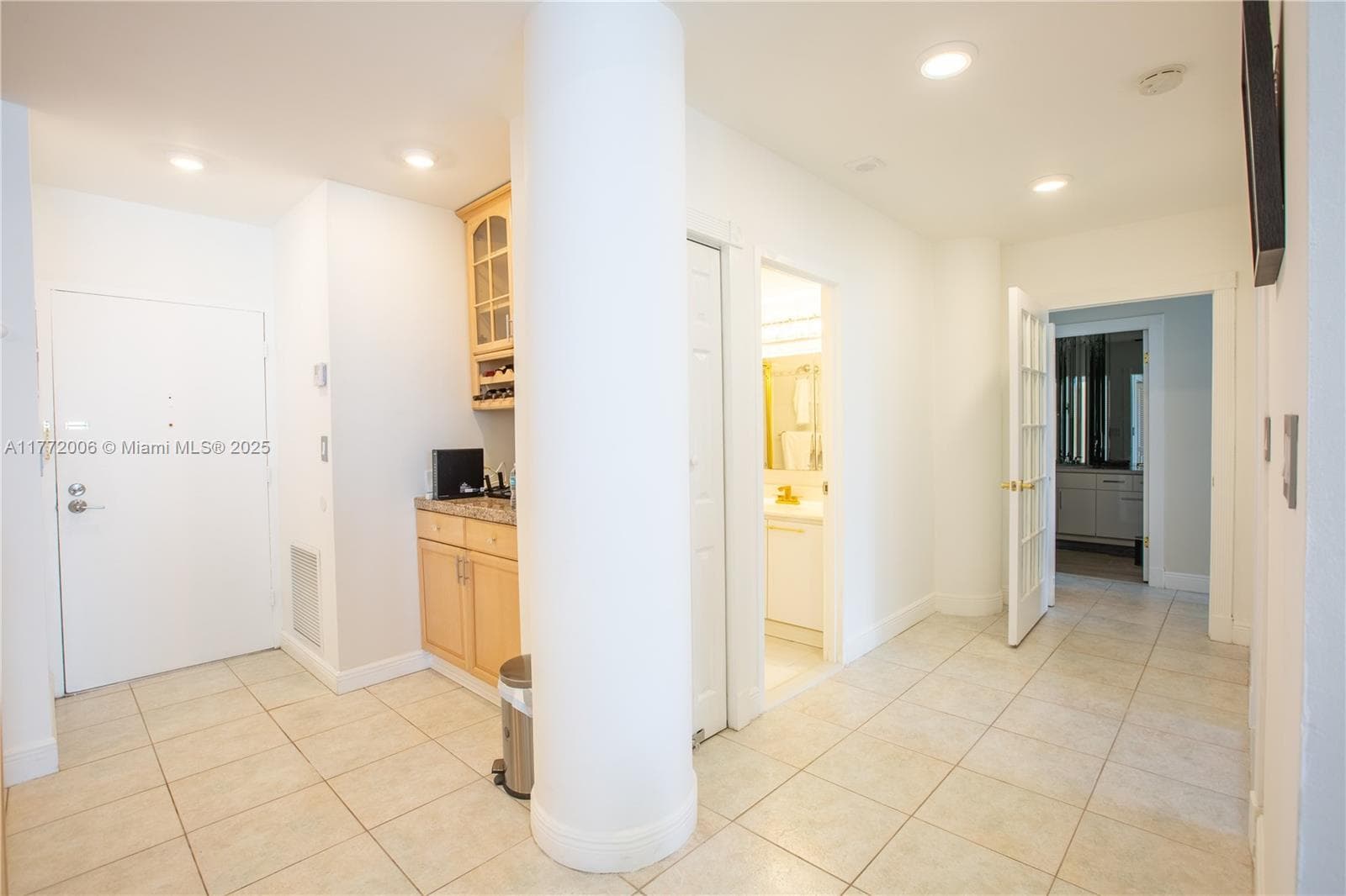 3725 Ocean Dr PH18 photo 16