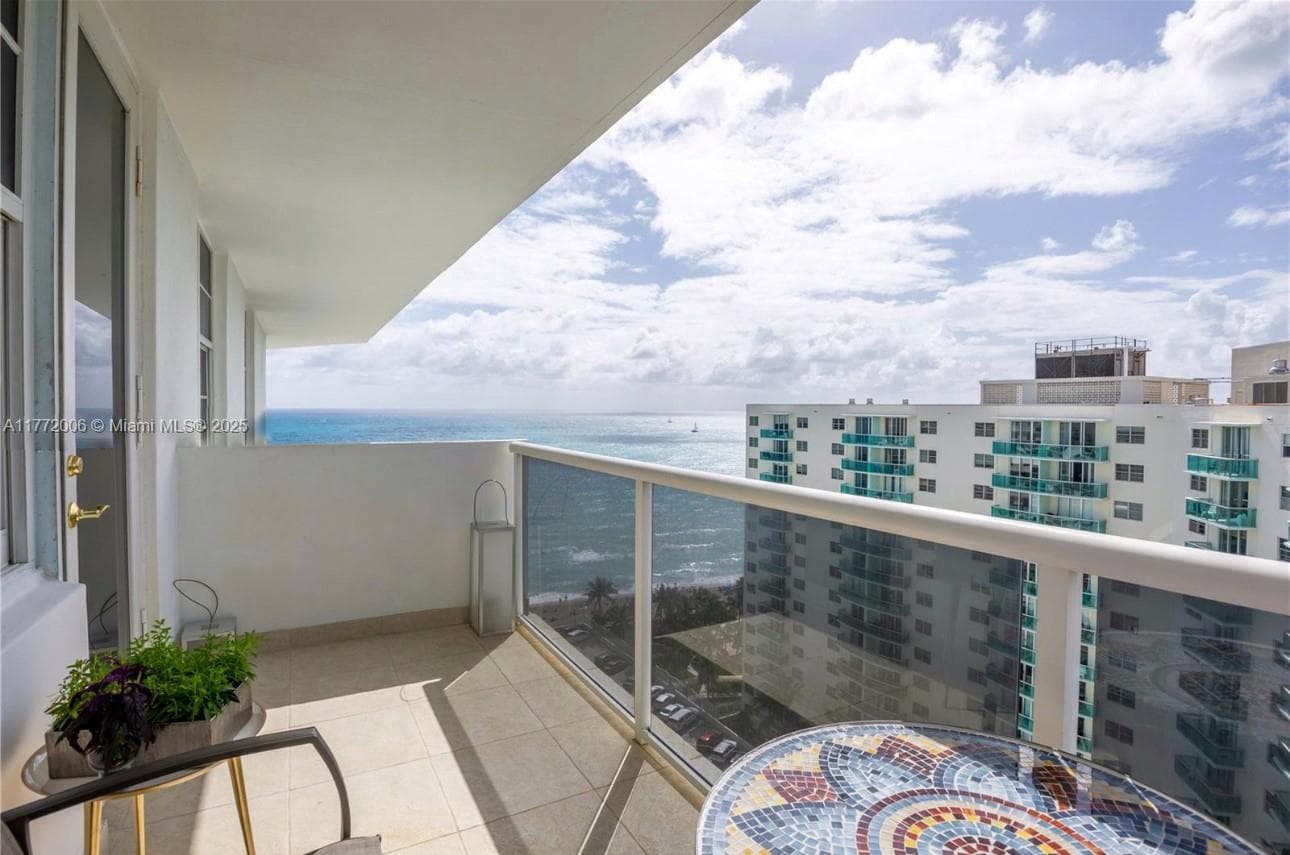 3725 Ocean Dr 1