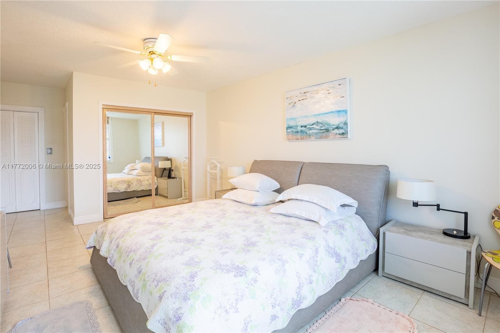 3725 Ocean Dr PH18 photo 11