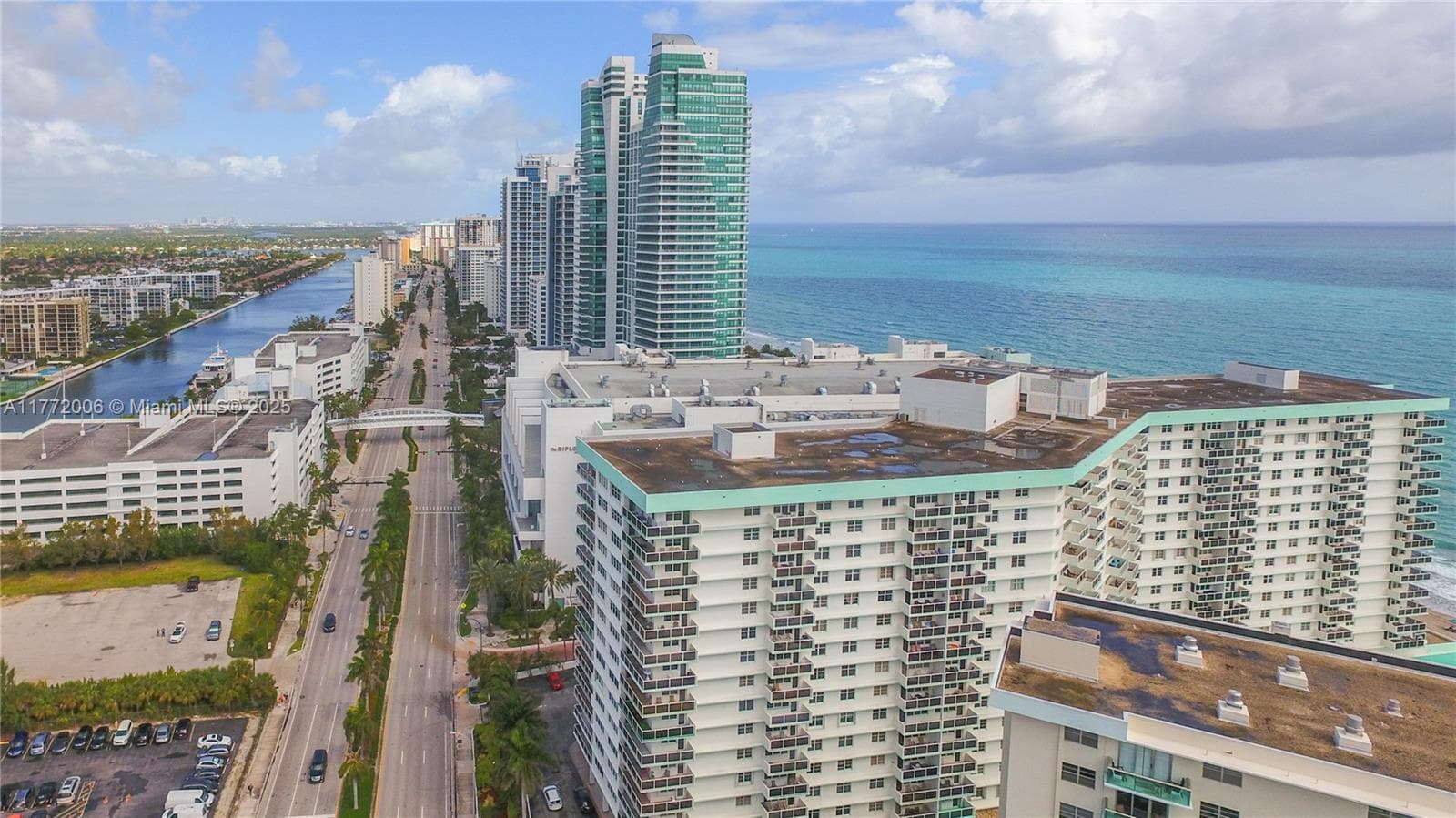 3725 Ocean Dr PH18 photo 25