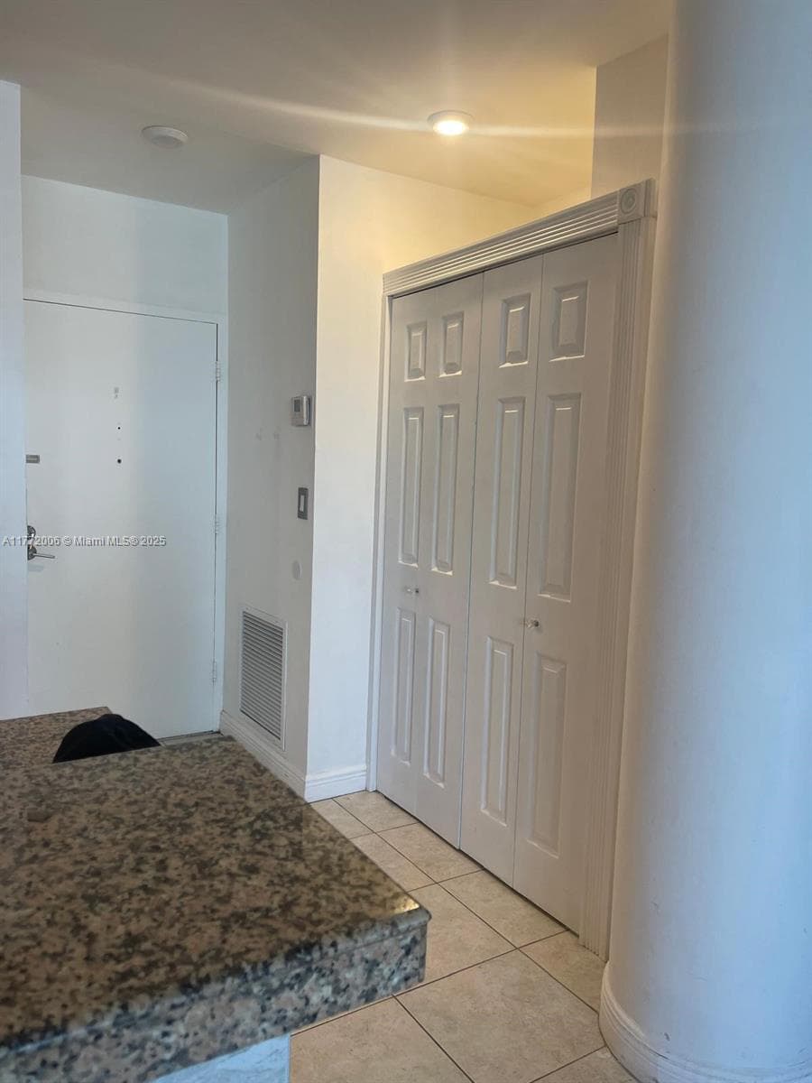 3725 Ocean Dr PH18 photo 21
