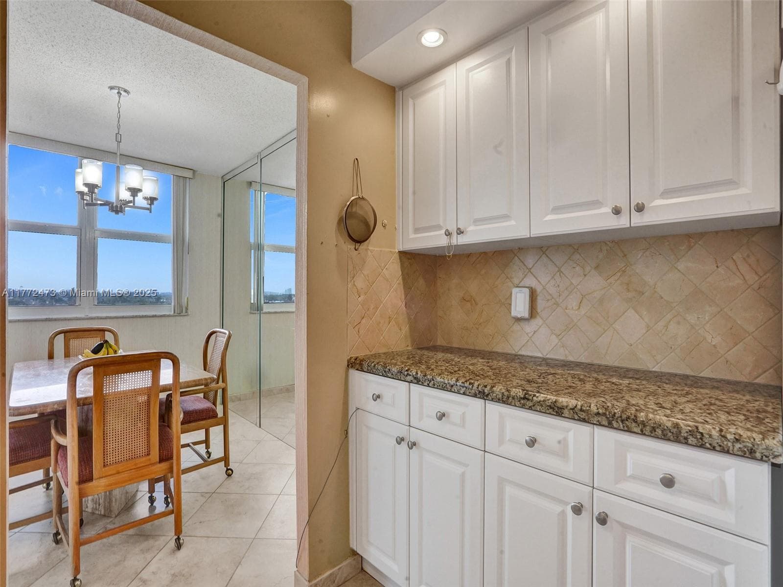3113 S Ocean Dr 710 photo 18