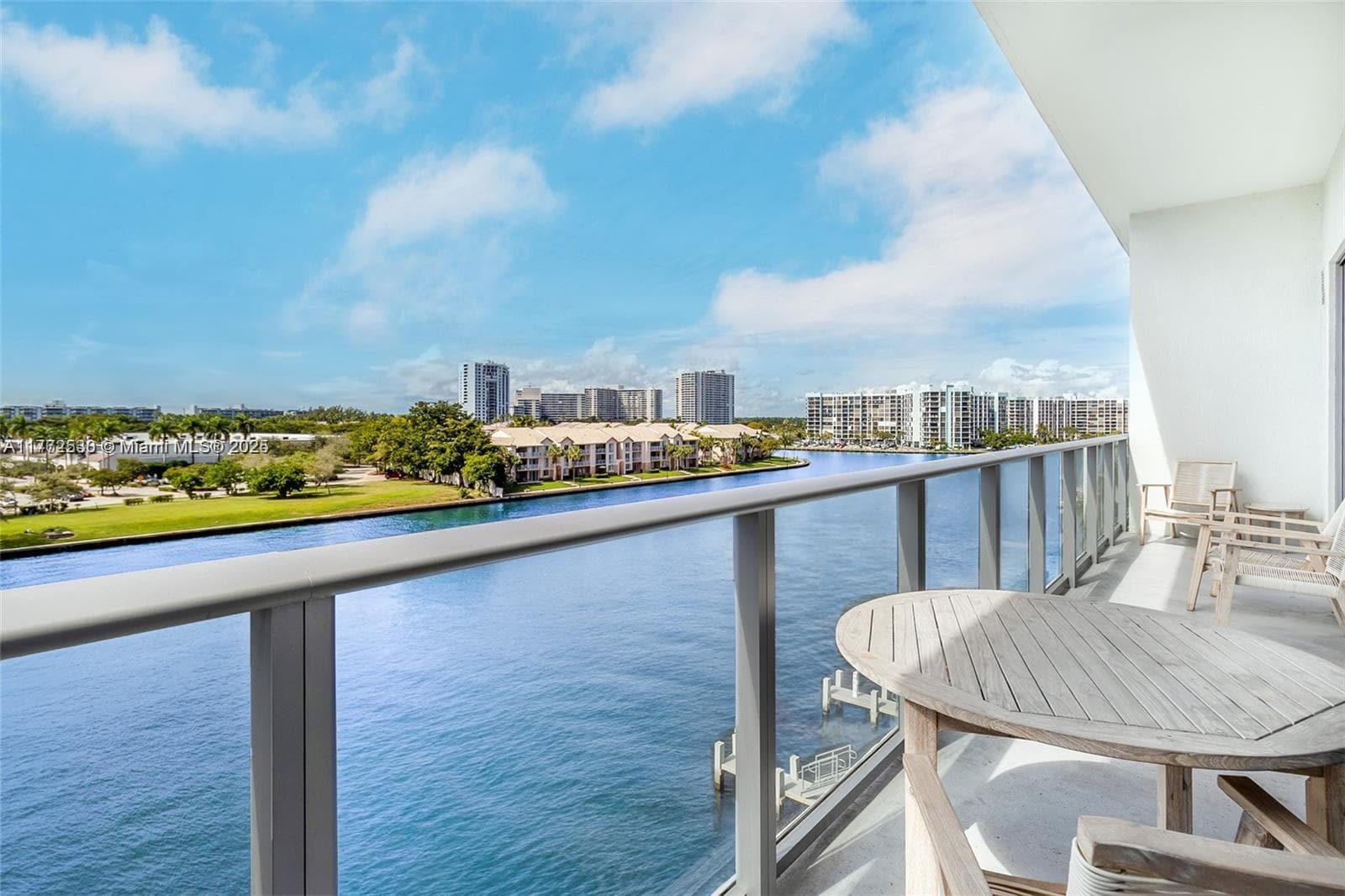 4010 Ocean Dr 1