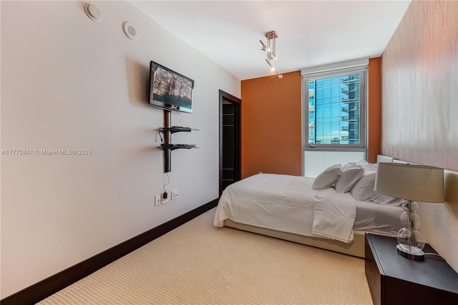 17001 Collins Ave 2508 photo 20