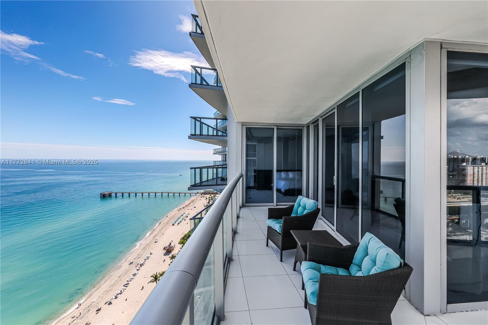 17001 Collins Ave 2508 photo 8