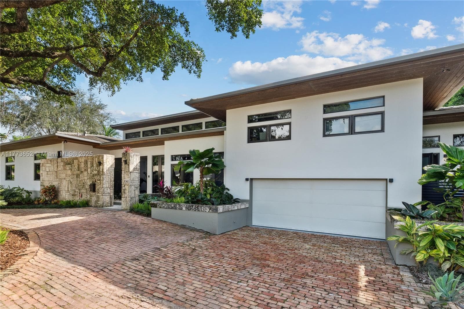1060 Alfonso Ave 4